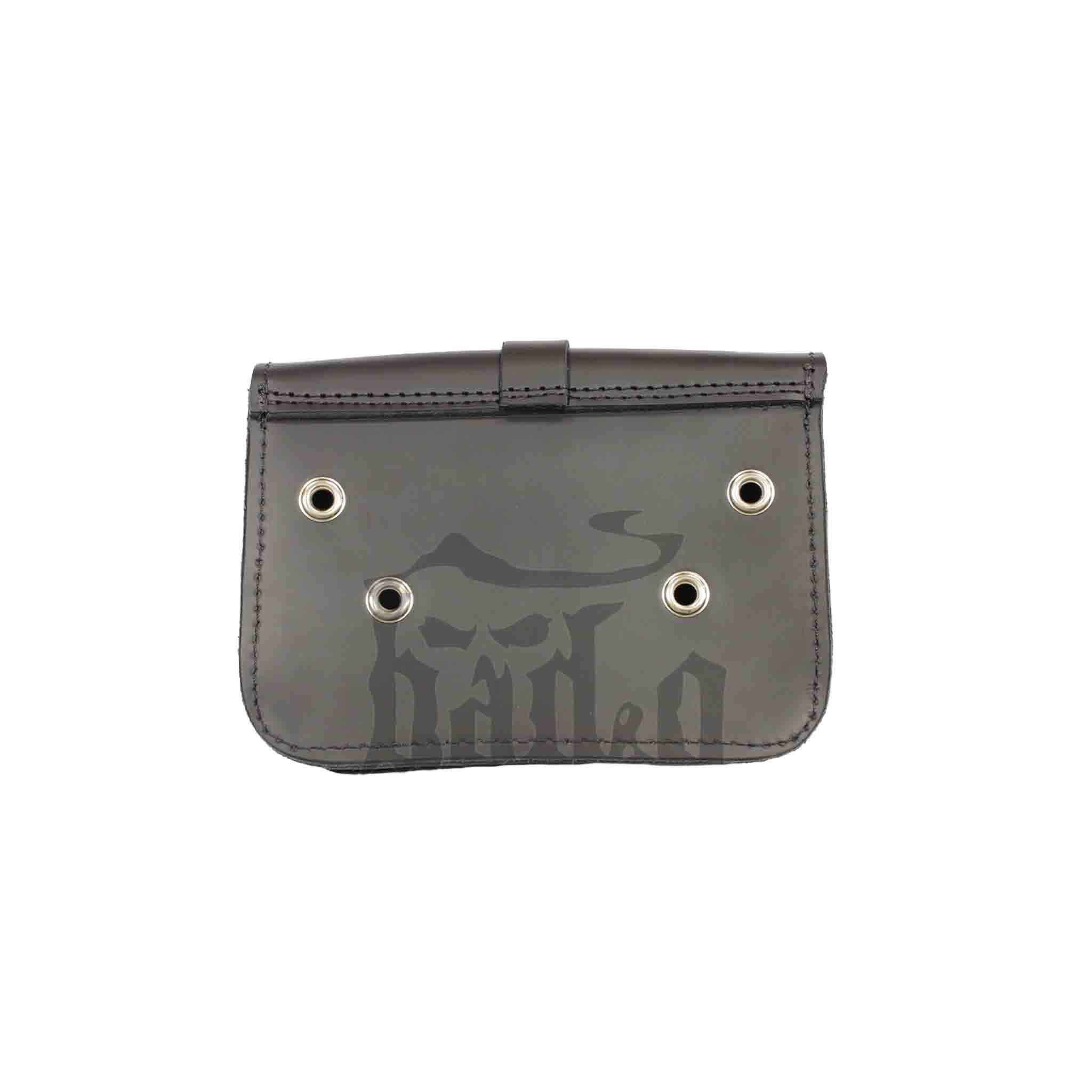 Upgrade your Harley-Davidson® Dyna with the DBB05 Dyna Bolt On Battery Bag. Hand crafted in USA with premium leather and top quality hardware. Durable and stylish, it's the perfect fit for your motorcycle.