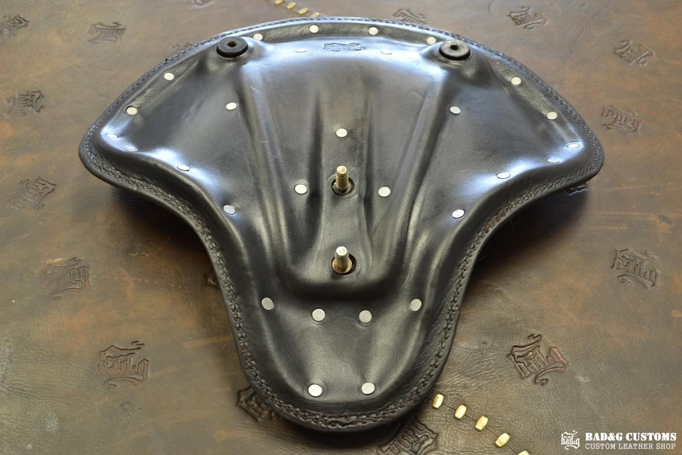 Flypaper Customs "Logo & Filigree" Custom Bagger Seat | Harley-Davidson