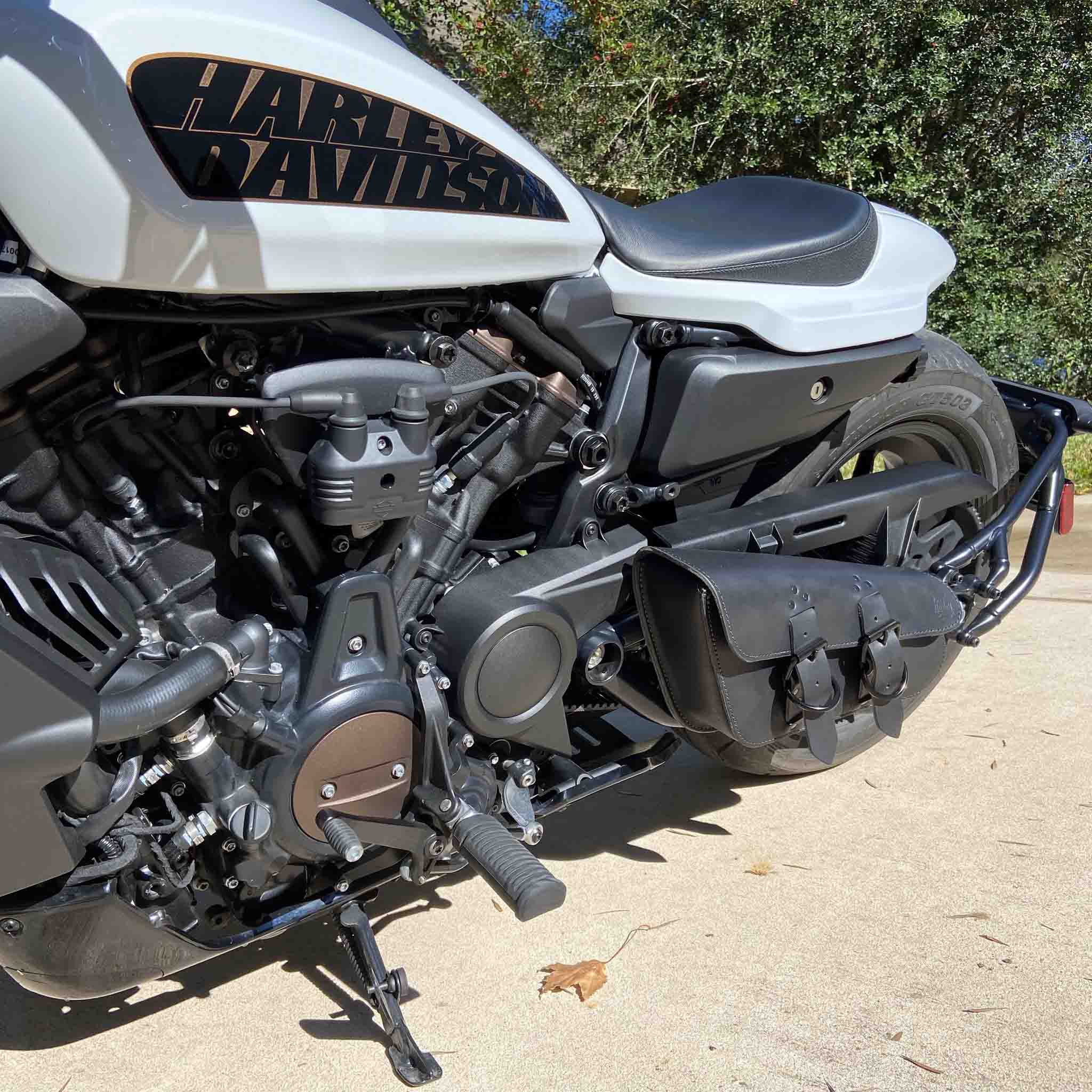 Upgrade your Harley-Davidson® Sportster S with the SL06 Left Side Solo Bag. Hand crafted in USA with premium leather and top quality hardware. Durable and stylish, it's the perfect fit for your motorcycle.