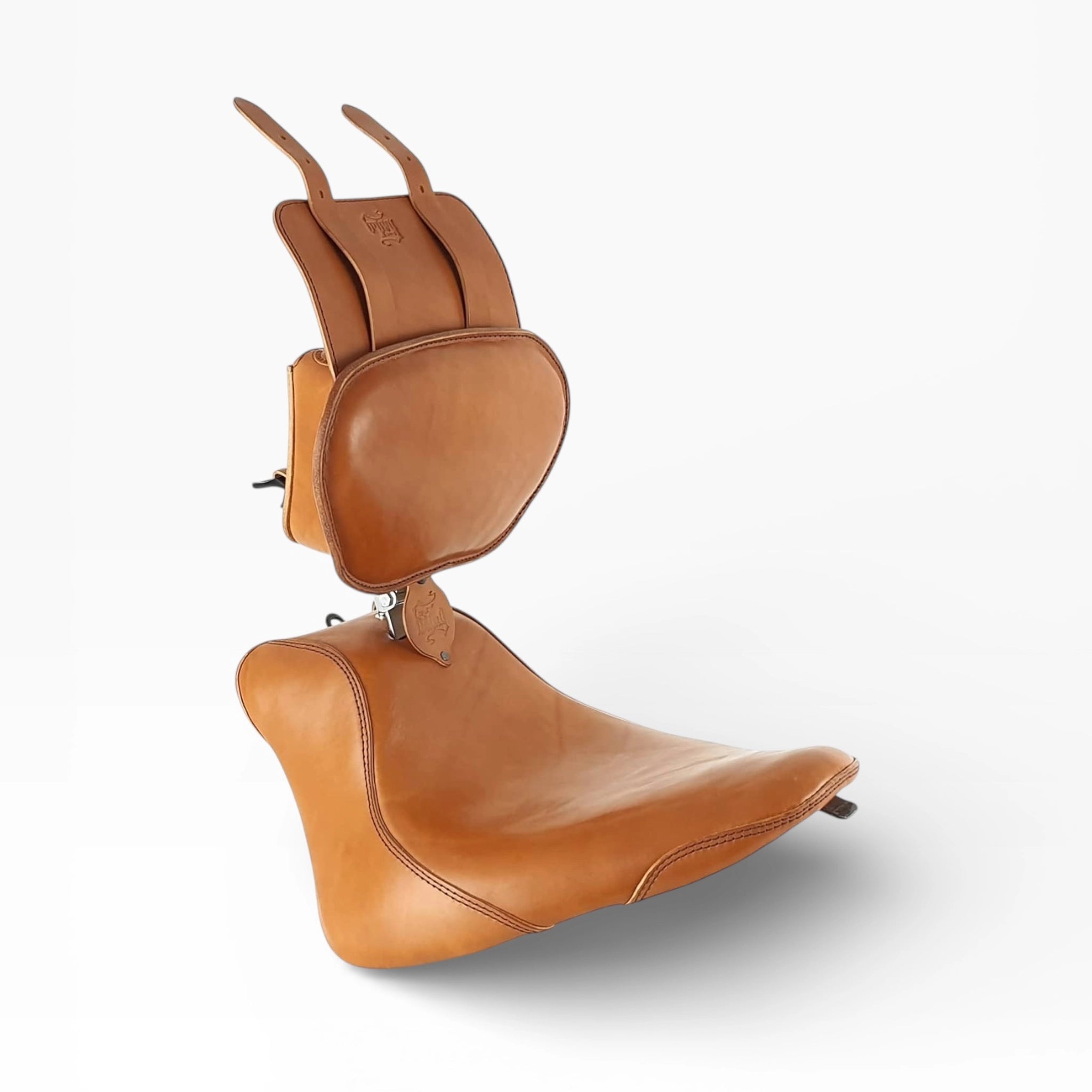 CUSTOM BUILD: The "London Tan" Touring Suite (US01 Bags + Matching Seat & Backrest)