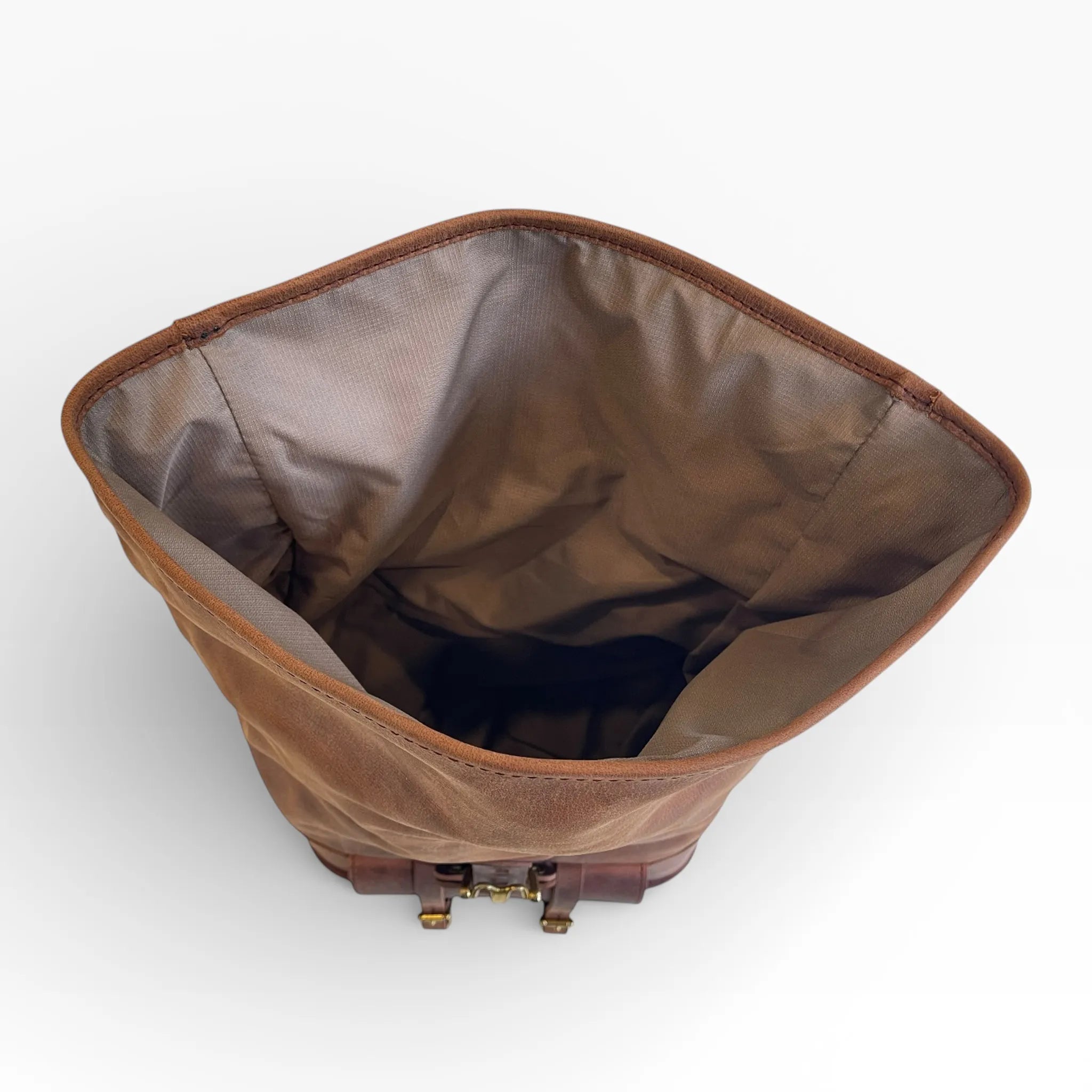 Universal Leather Rolltop Pannier - URP01 (Solo Bag)